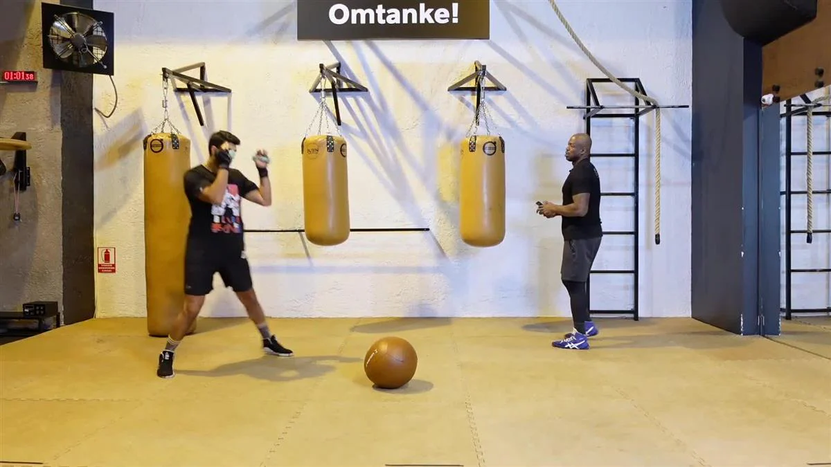 240 Rounds of a Million Styles Boxing Drills by Barry Robinson - Image 4
