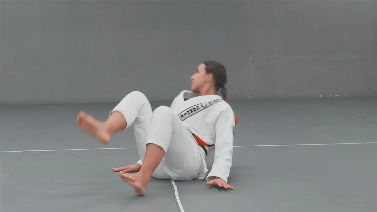 Beginners Guide To BJJ by Joanna Ziobronowicz - Image 9