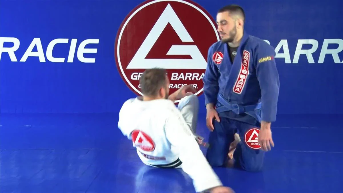 Closed Guard Techniques by Victor Estima - Image 5