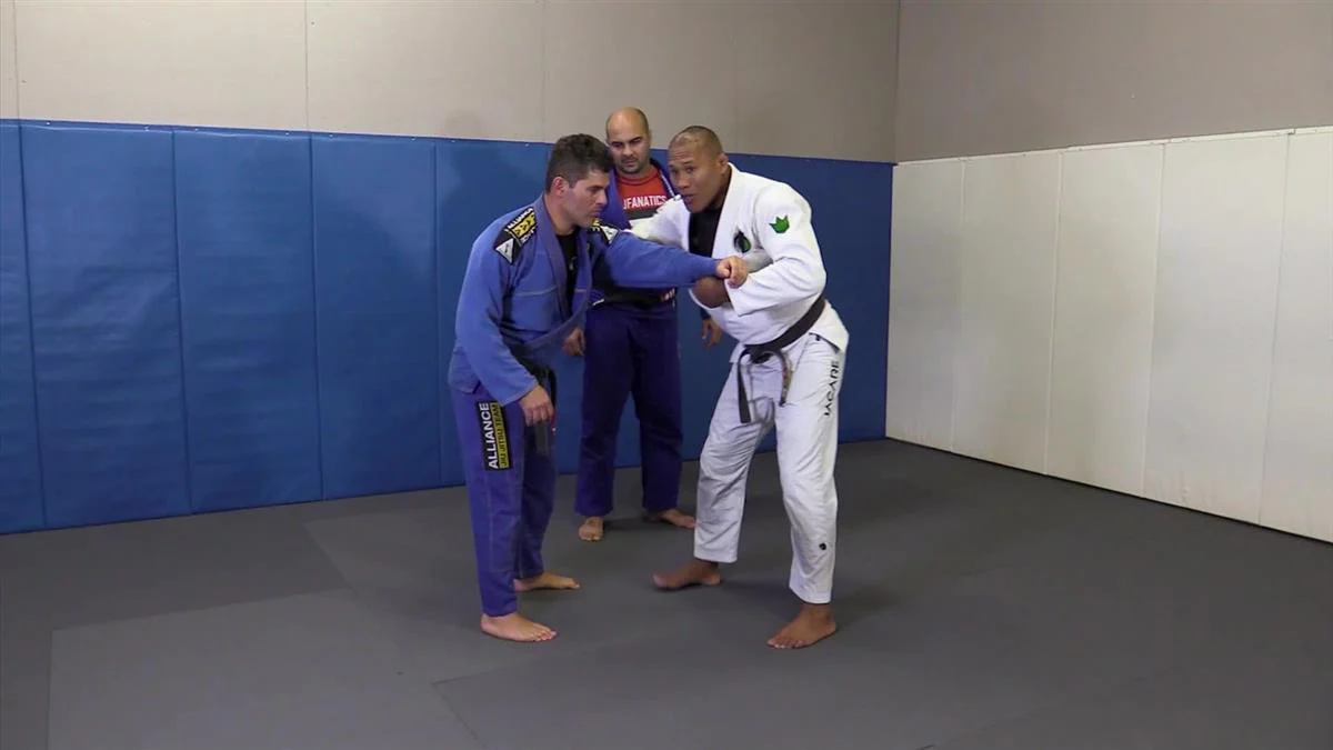Drop The World by Ronaldo "Jacare" Souza - Image 4