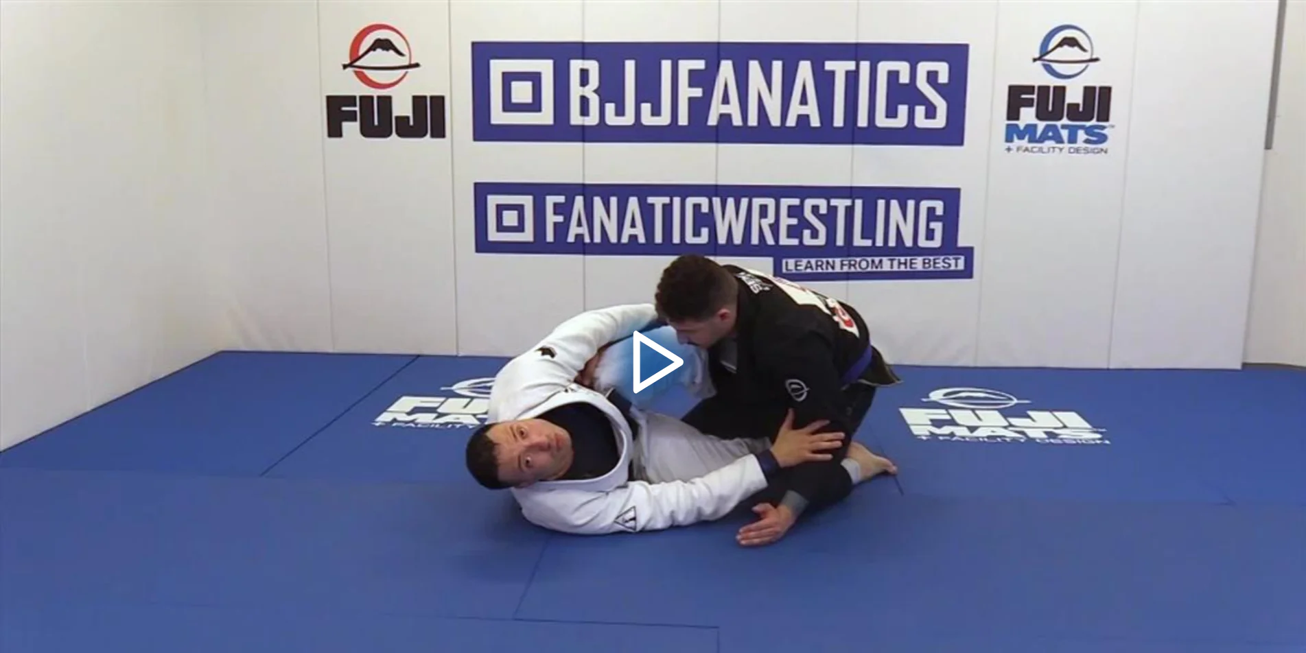 Half Guard Encyclopedia by Leonardo Nogueira - Image 5