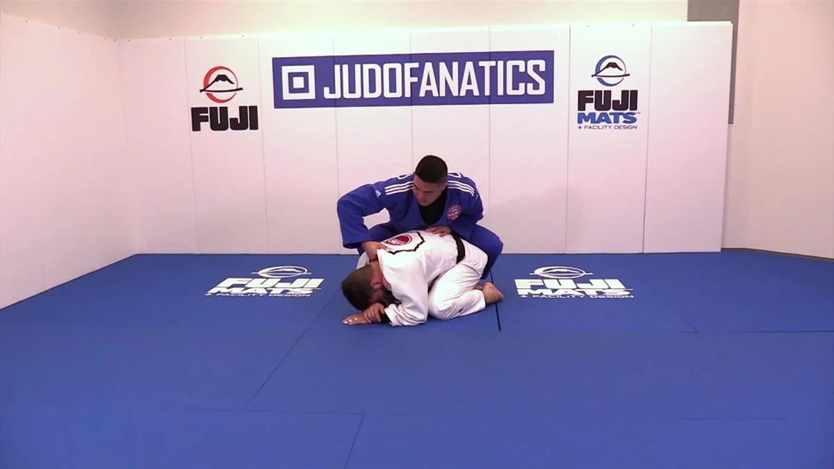 Judo Strangles by Andy Hung - Image 4
