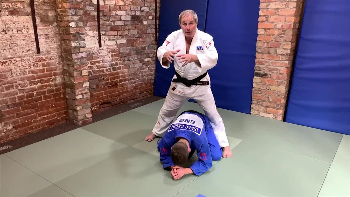 Juji-Gatame: The Ultimate Study by Neil Adams - Image 4