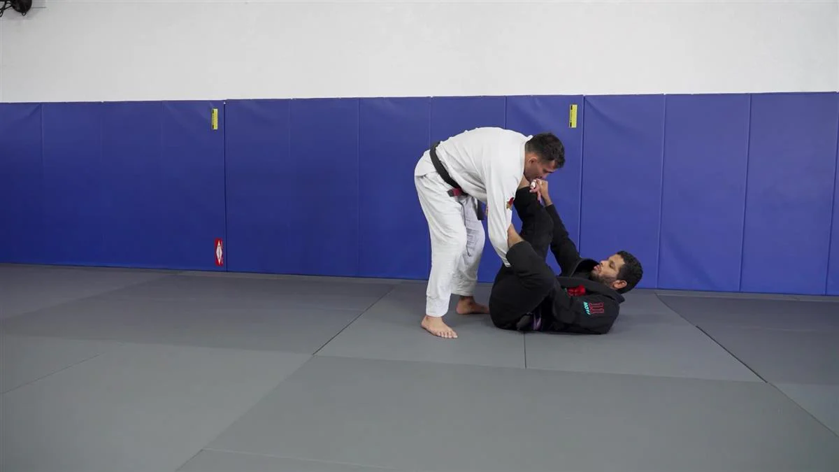 Mastering Modern Guard Passes by Lucas Leite - Image 5
