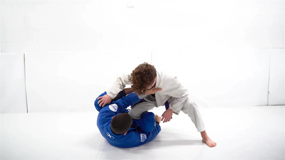 Open Guard Compendium: Lower Body Guards by Ariel Tabak - Image 6