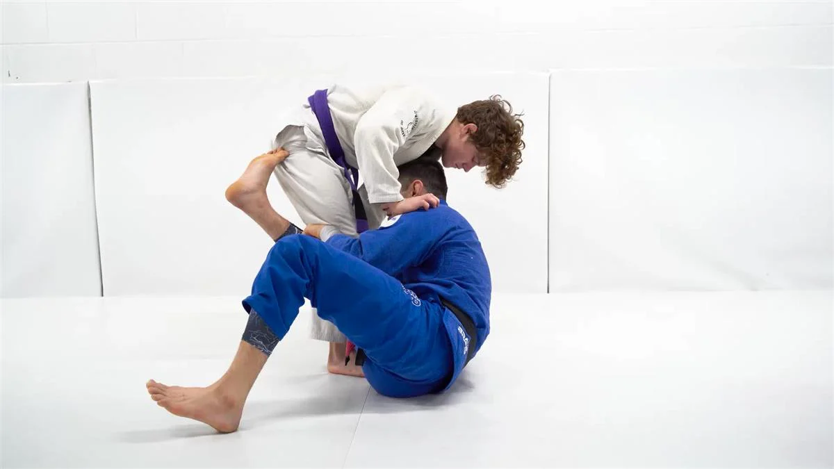 Open Guard Compendium: Lower Body Guards by Ariel Tabak - Image 7