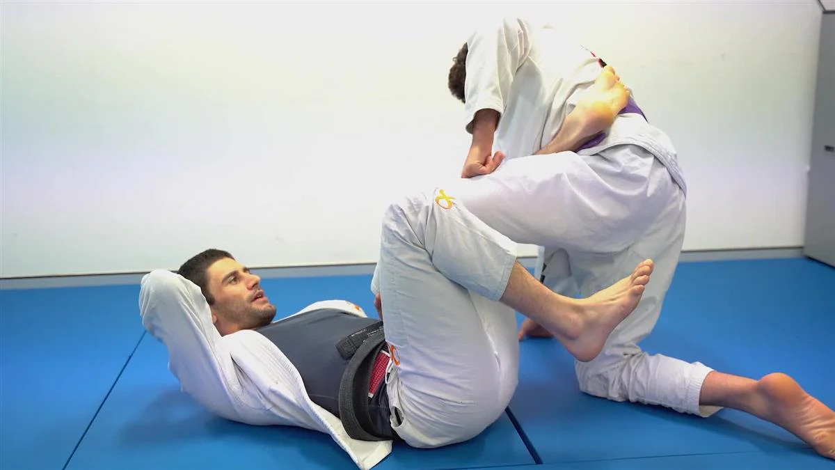 Open Guard Compendium Lower Body Guards: Leg Entanglements & Crab Ride by Ariel Tabak - Image 5