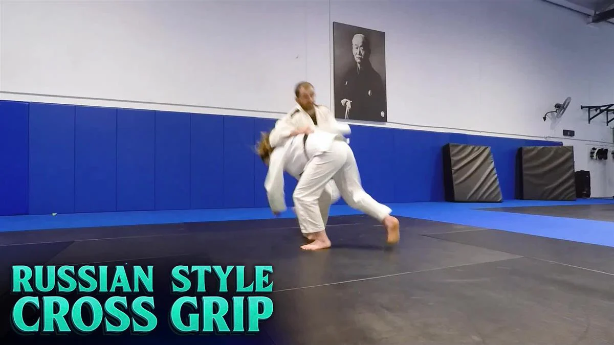 Russian Style Cross Grip by Ivo Dos Santos & Nina Maddocks - Image 3
