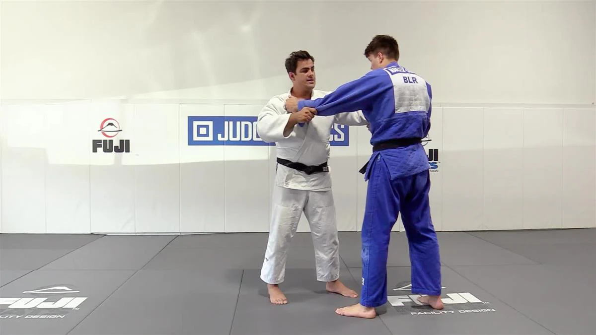 Sacrifice Throws & Transitions by David Moura - Image 5