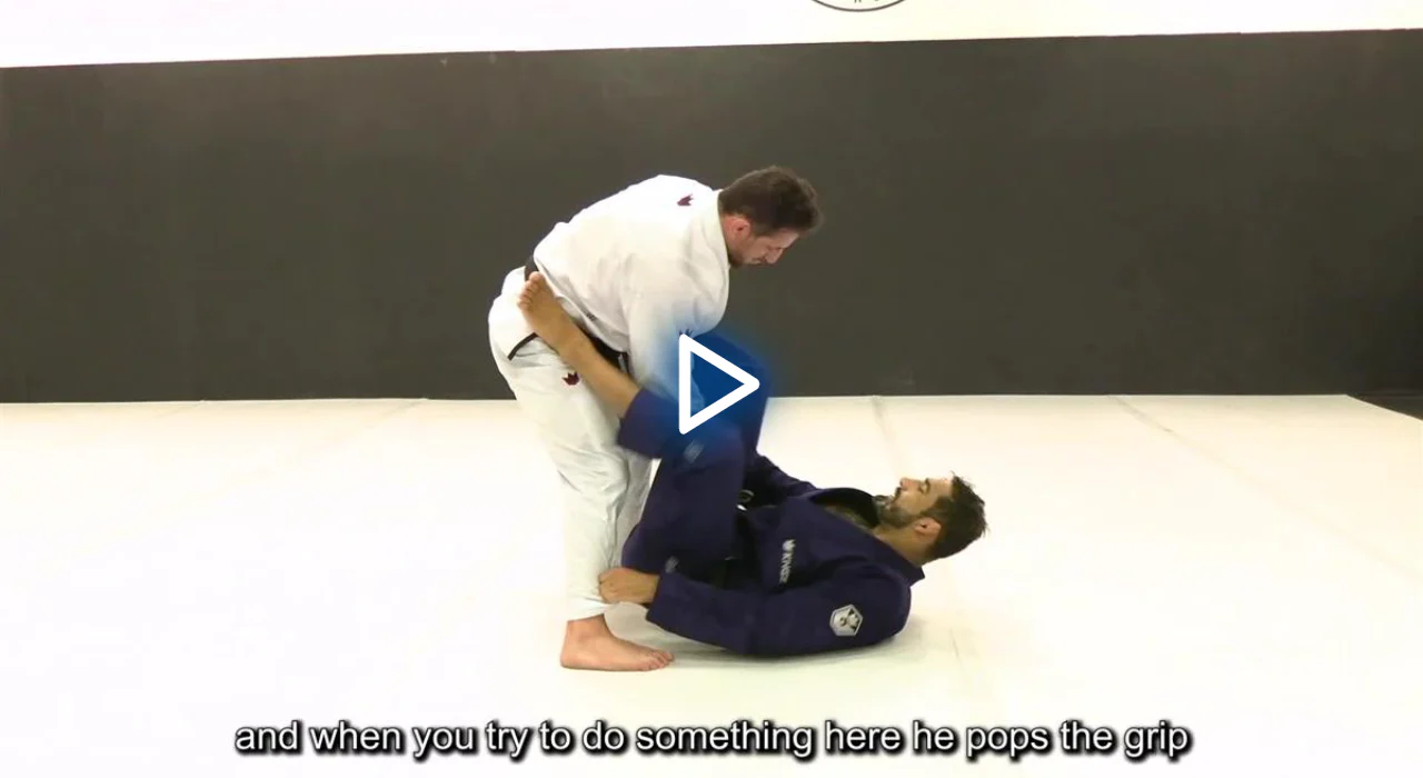 The Active Open Guard Encyclopedia by Leandro Lo - Image 4