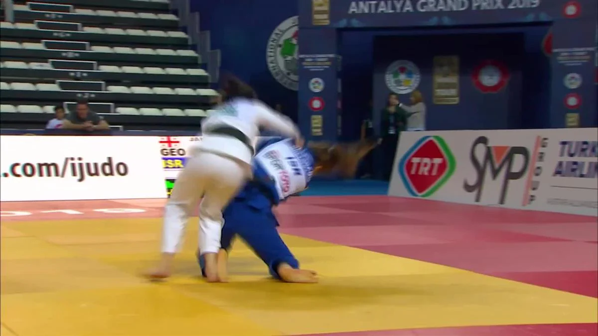 The Best Sode Tsurikomi Goshi by Judo Fanatics in Partnership With the IJF - Image 6
