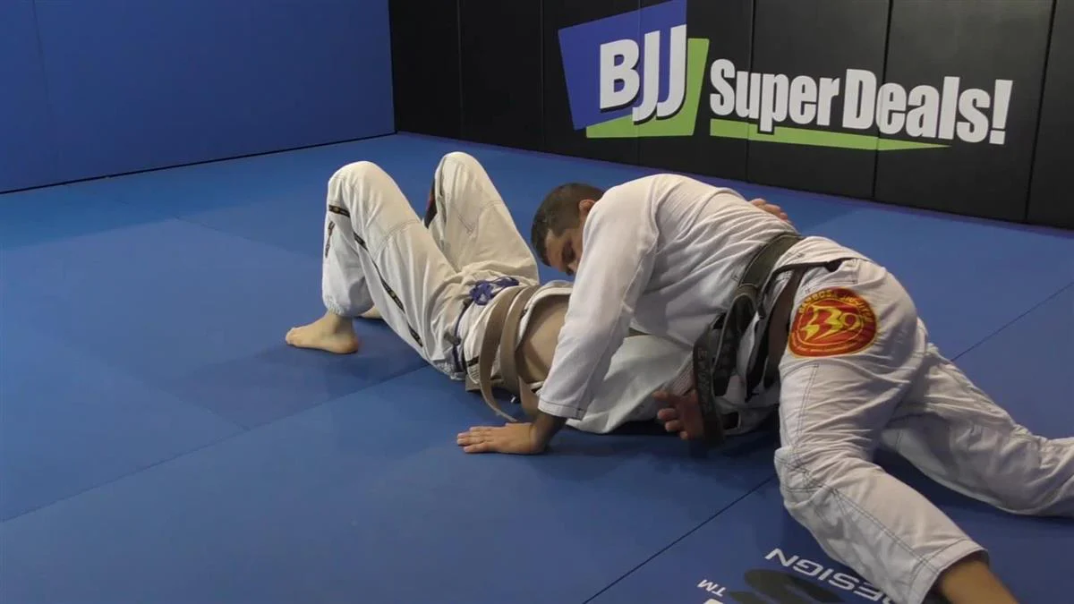 The Pressure Passing Manual by Marco Barbosa - Image 4